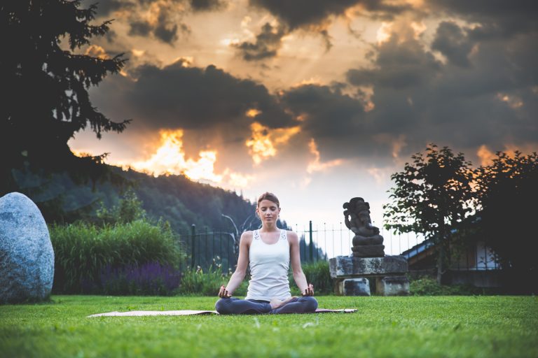 Learn to meditate: our detailed guide